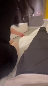 约草少妇到酒店 精彩的对白 少妇好像很喜欢这样的感觉